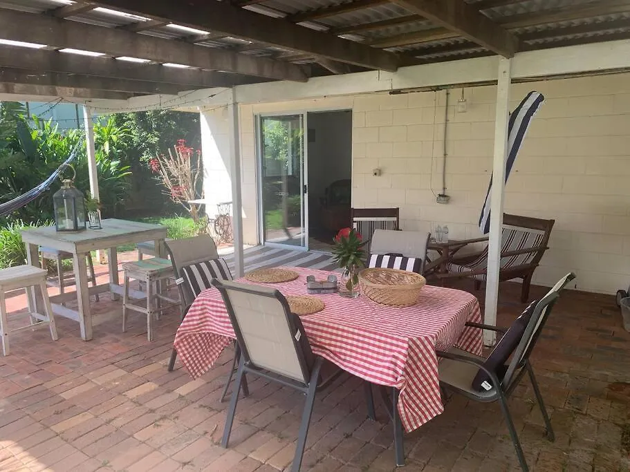 The Original Yaroomba Beachhouse Holiday home